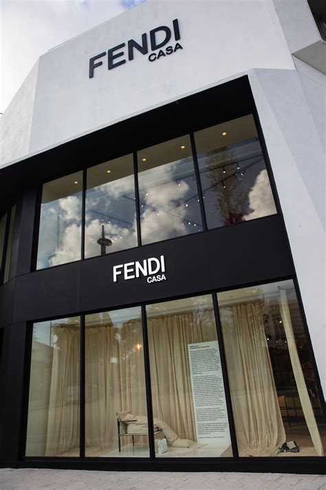 FENDI精品店台中新光三越店 台中市